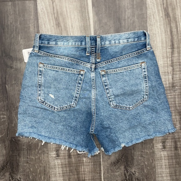 ⭐️ NWT Free People Makai Cutoff Jean Shorts - Picture 7 of 7